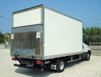 Camioncino 35 qli con sponda